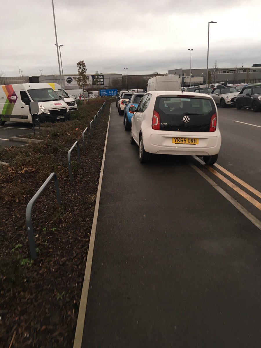 LizzieDean's tweet photo. Another day of amazing wheelchair access @MINIUK @WestYorksPolice https://t.co/zH4yCCHL8Q