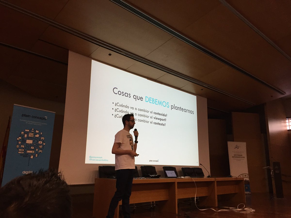 plainconcepts's tweet photo. Comenzamos el #PlainConceptsTechDay en la Universidad Politécnica de Madrid FULL ROOM #eventazo 👏🏾👏🏾✌🏽✌🏽#css #web @IgnaciodeNuevo https://t.co/jXGkl1dcMX