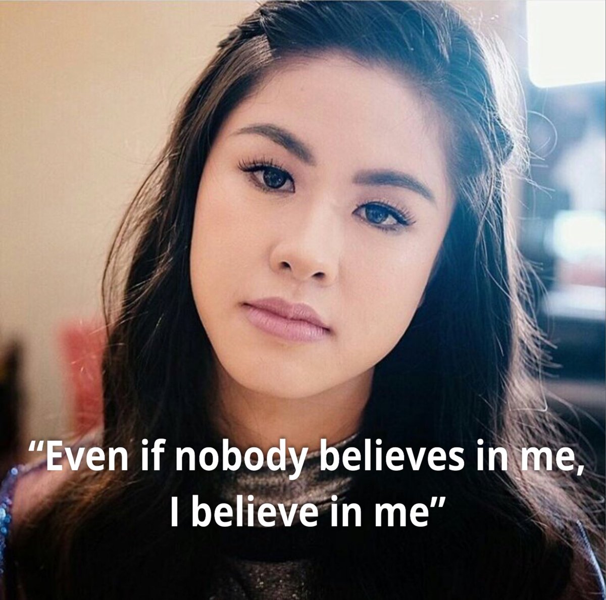 SiblingsKisses's tweet photo. Direk @Alco_Guerrero sees @delavinkisses easy to work with quality. She’s a music fan &amp; has an energetic vibe on set. Fans want to see more of her hosting abilities. CVs are charmed by her personality. What more can you ask for? She's highly qualified!

KISSESFor OneMusicPopSSSS https://t.co/OflgWY90nv