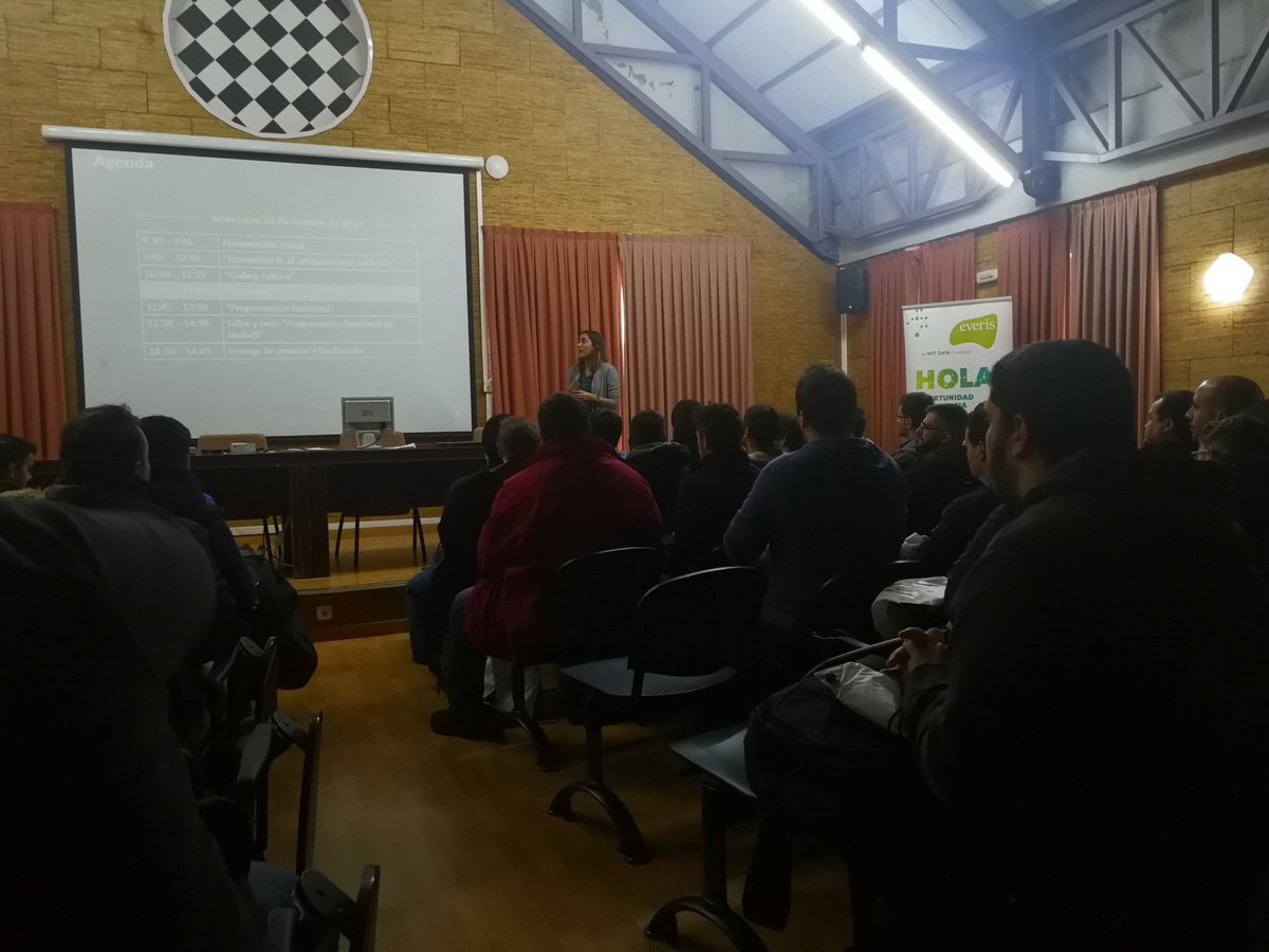 everisCodeFEST's tweet photo. Comenzamos #headingtocodefest con Carmen Vázquez en #IESJulioVerne!!! https://t.co/MoKbeSjFxT