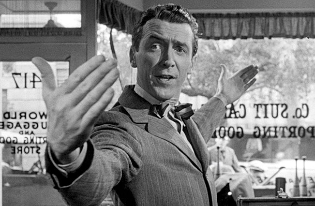 raulcallejone's tweet photo. Hace 71 años se estrenaba ¡#QuéBelloEsVivir!. Uno de los clásicos más maravillosos de la Hª del cine. Una película que resiste magistralmente el paso del tiempo. Da esperanza y hace que lloremos de alegría. Inolvidable #JamesStewart #ItsAWonderfulLife https://t.co/XB2SLXrKRx