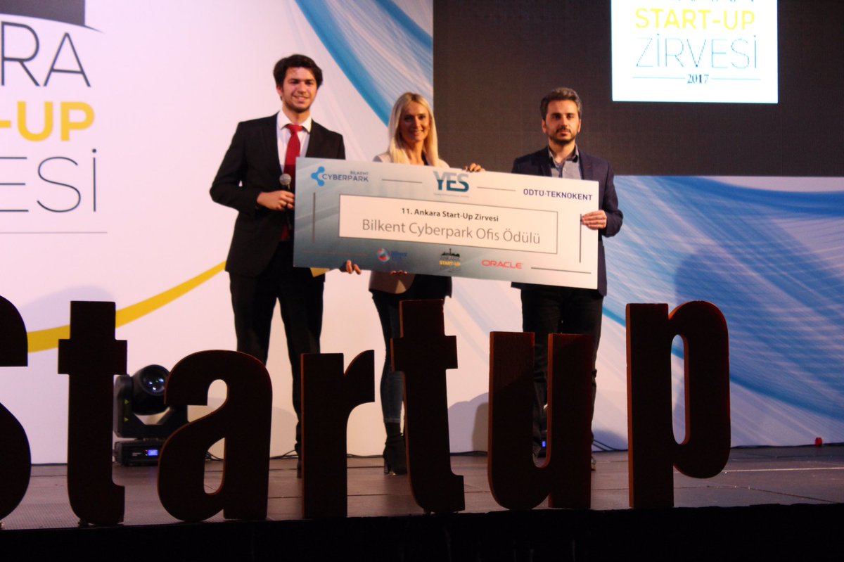 szgn_gl's tweet photo. @robibotkit projesi ile Tech Ankara Proje Pazarı' nda Turkcell Arıkovanı Ödülü -  Ankara Startup Zirvesi'nde  Flatart'tan dijital pazarlama desteği ile Bilkent Cyberpark' tan ofis ödülü kazanarak tüm enerjimizle yolumuza devam ediyoruz. #biggmarka #ankarastartup #techankara https://t.co/ed1B4xB52N