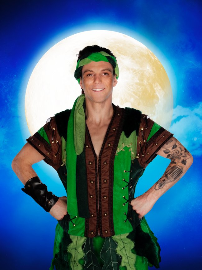 BuddyTheElfUK's tweet photo. It's the first night of our arena spectacular tonight! Who's coming to see us at @ArenaBirmingham? https://t.co/QZnHVK3ou2