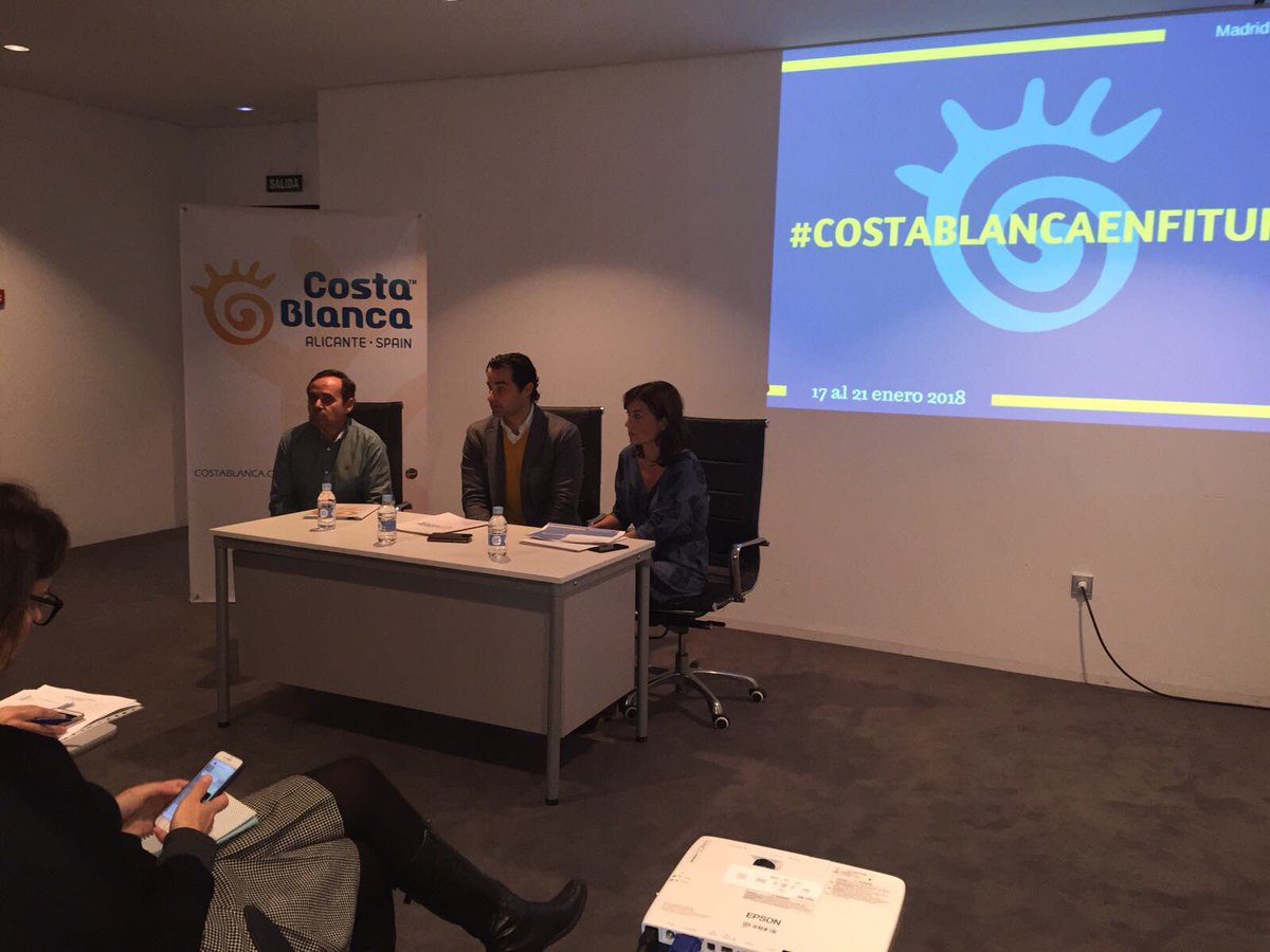 costablancaorg's tweet photo. Hoy estamos reunidos con los municipios de la #CostaBlanca coordinando nuestra presencia en #Fitur2018
#costablancaenfitur https://t.co/tKvEgJItCx