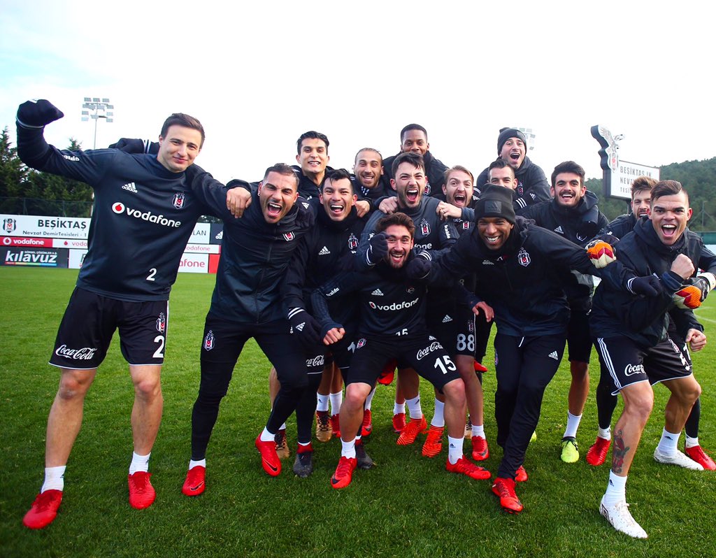 Aile Tablosu 😍
#Beşiktaş