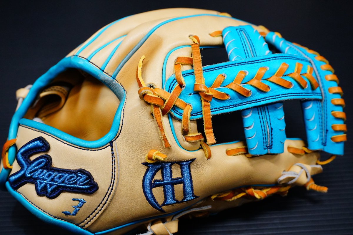 Auf Twitter オーダーグラブフェア 12月23日 土 26日 火 特別価格にてオーダーグラブ受注 メーカにより異なる 全額完全前金制 フェア期間中の4日間 プロ野球選手使用グラブ 及び 各メーカーグラブサンプルを展示 久保田スラッガー 埼玉西武ライオンズ 浅村 栄斗