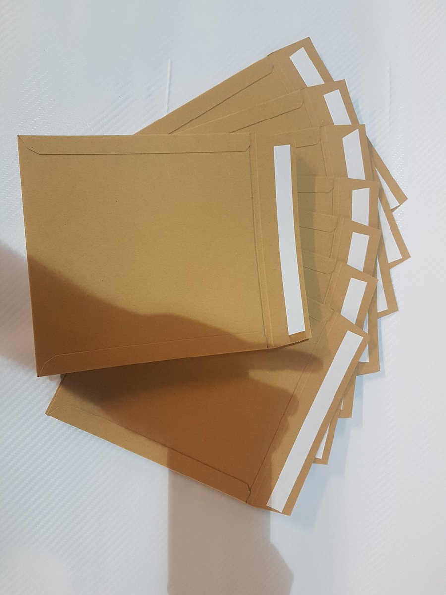 MatrixMediaDist's tweet photo. Brown card mailers peel &amp; seal in stock now https://t.co/et21qiPF6I