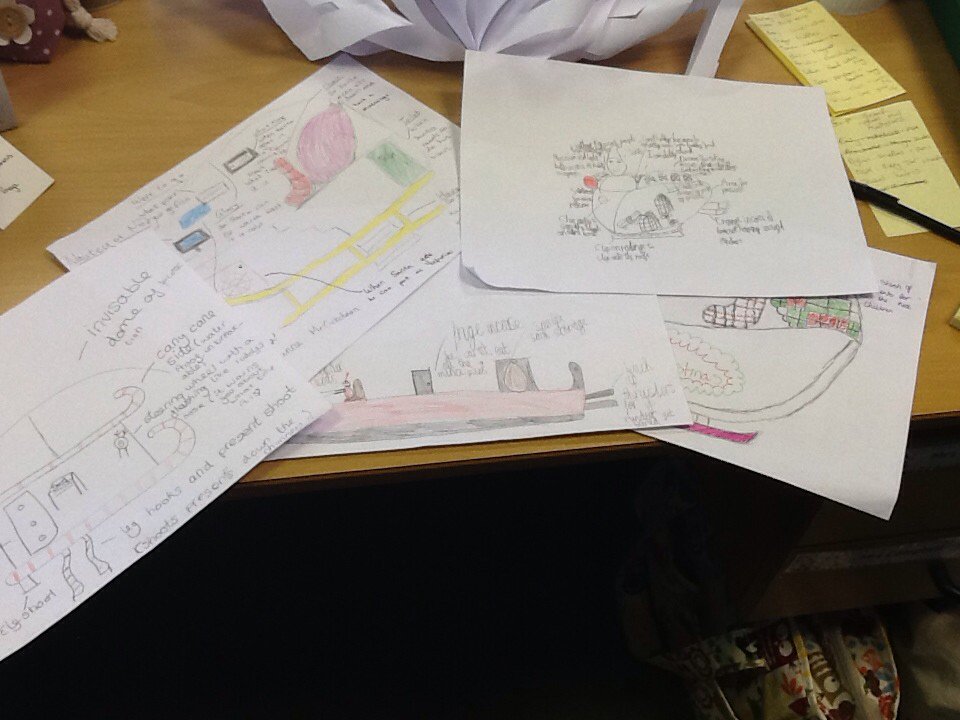 shakespearePPS's tweet photo. Year 6 took part in a competition to design a new sleigh for Santa. Well done to Grainne for her winning design! https://t.co/Ufd1kwJZe1