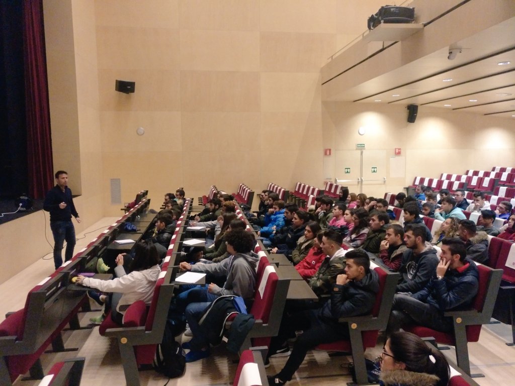 Victor Postigo tweet media