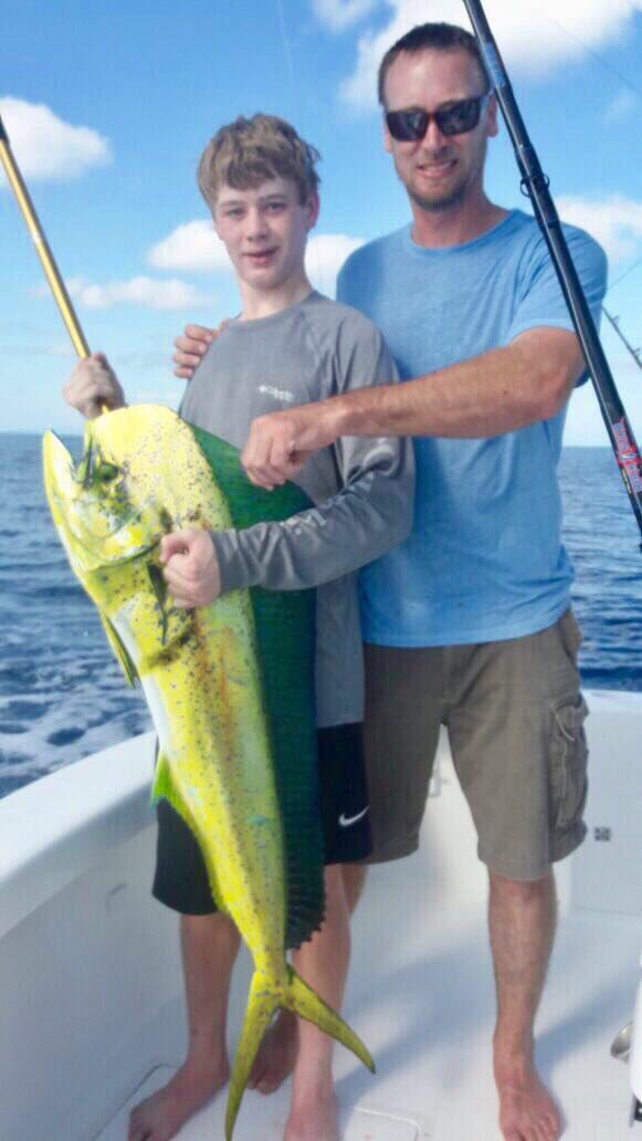 Jackpot_Fishin's tweet image. Another fantastic day Offshore Fishing in Quepos today aboard GOOD DAY, with our group catching:

1 Blue Marlin est 150lb
1 Sailfish
3 Yellow Fin Tuna 80lb, 70lb, 40lb
And 1 Dorado

A pretty perfect day on the water by anyone's standards!  Back out there tomorrow!