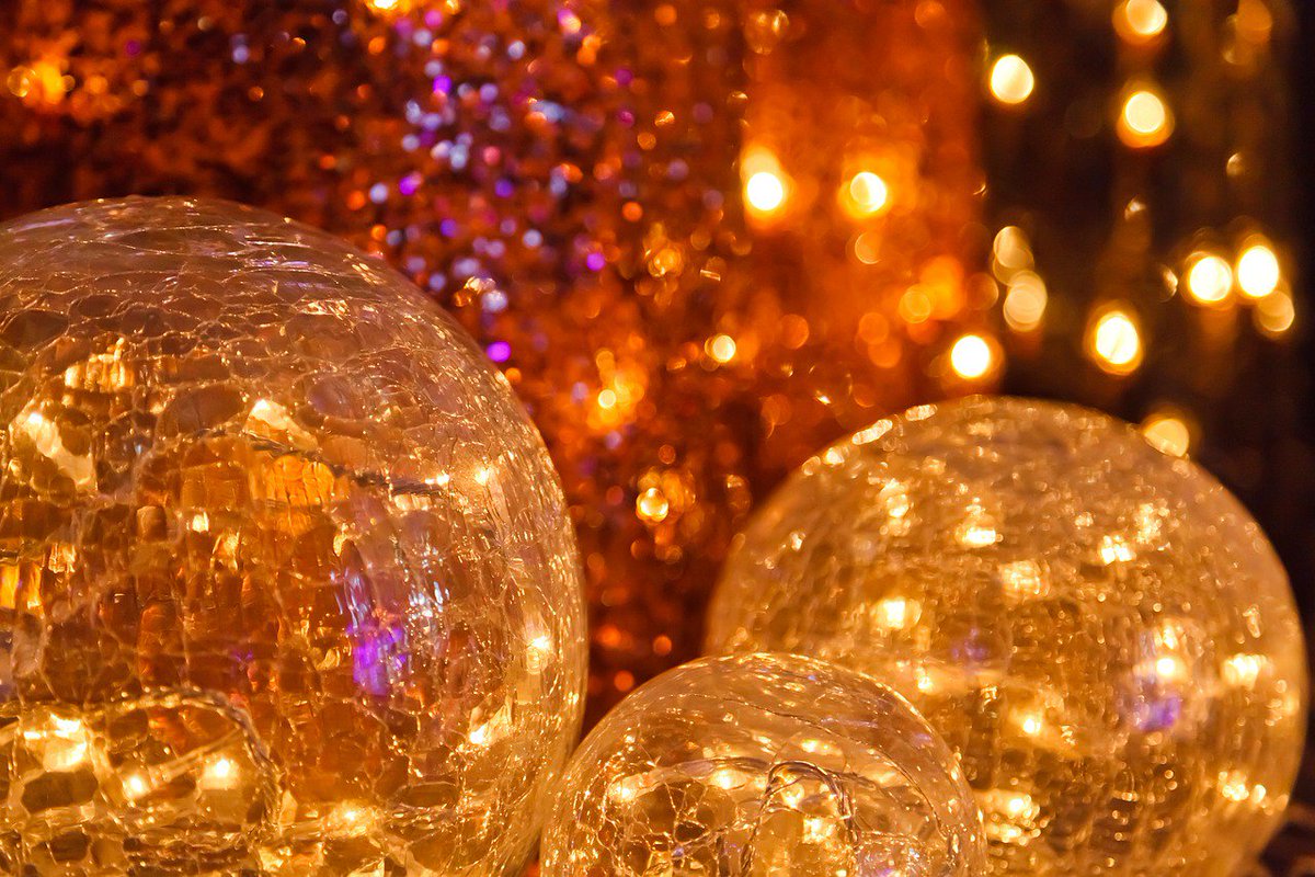 SailwindsRealty's tweet photo. Church Street Christmas in Dade City, FL, has been going on for 40 years and is a celebration of the sights and sounds of Christmas. It runs December 21 to 23 this year. Read all about it and other holiday traditions on our blog. https://t.co/rH4IUgTkXg https://t.co/5OBUdBKtAc