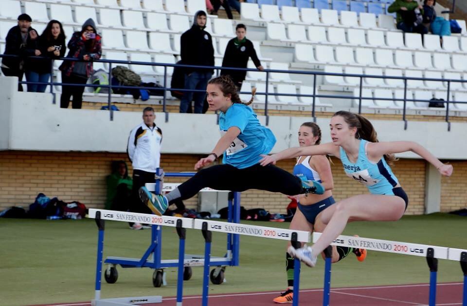 ATLETISMO_XCD's tweet photo. La potencia y el trabajo femenino. Inigualable @MujeryAtletismo 🏃‍♀️🏃‍♀️🏃‍♀️🏃‍♀️🏃‍♀️@XerezCD_OFICIAL https://t.co/dF3bLzBX3a