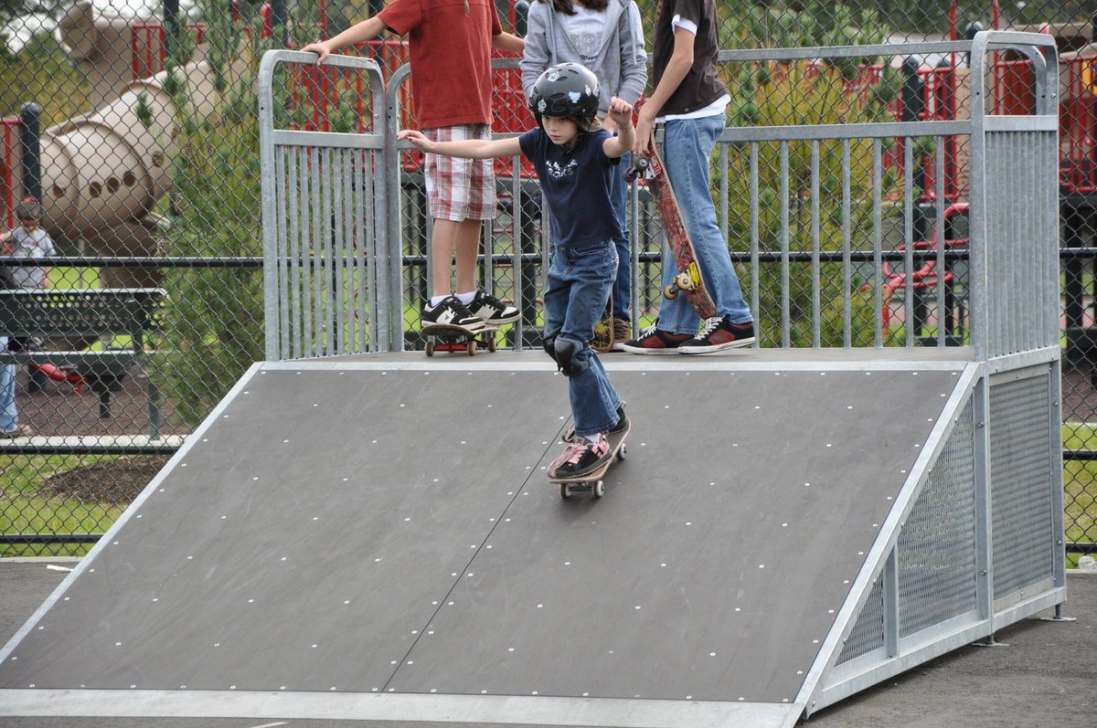 tg_brookk's tweet photo. Proof I’m allowed to wear thrasher https://t.co/q6RTMzRdT1