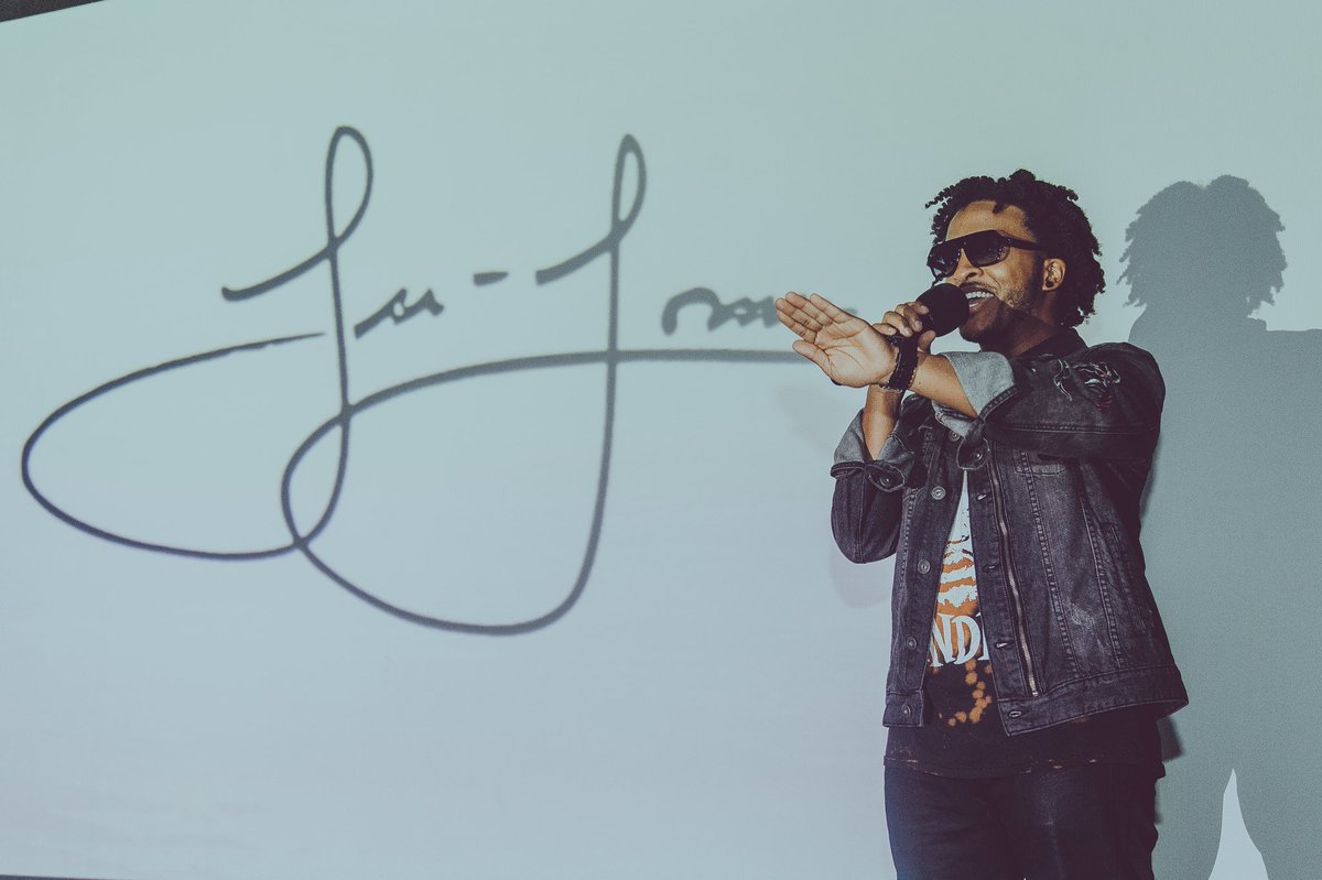 LeeLonn's tweet photo. The Fall Video Release Party
Recap photos vol. 1
#LeeLonn #TFVR https://t.co/osPGQwWxdq
