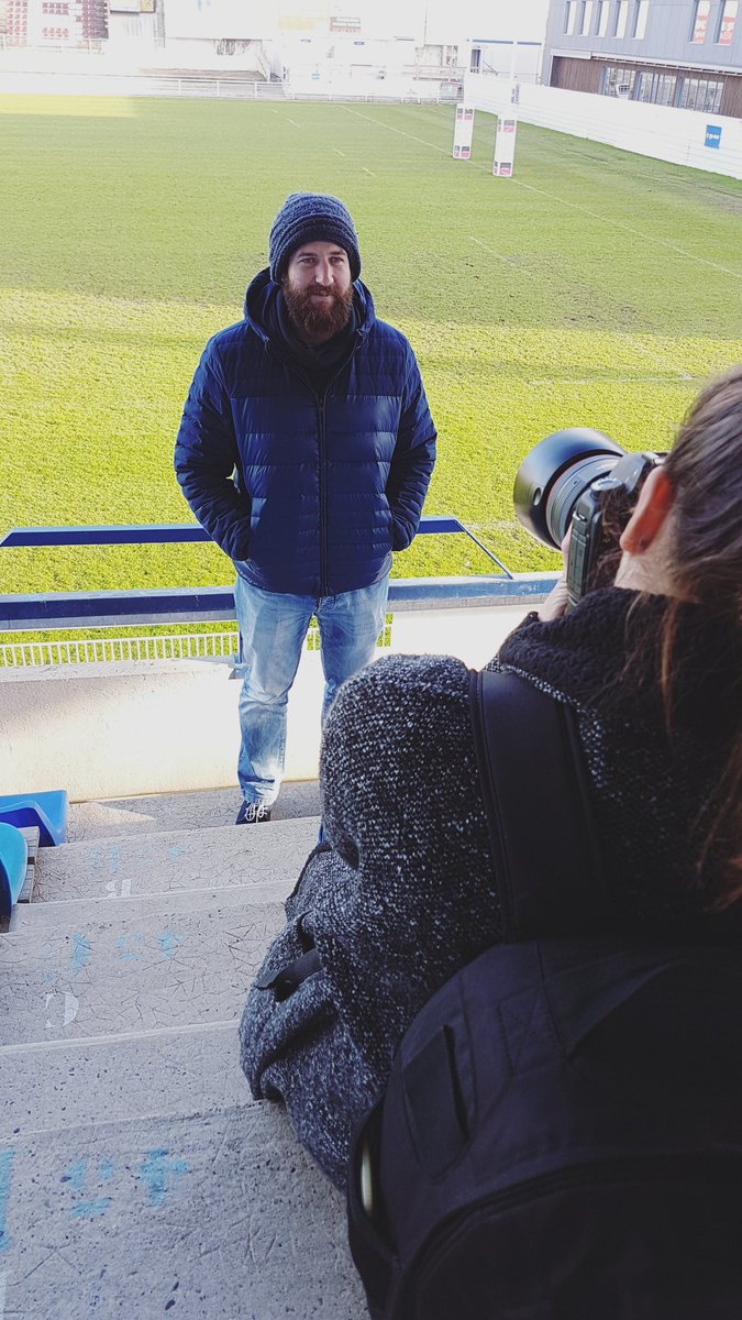 IntercaleLemag's tweet photo. #FPLM est allé à la rencontre de @clemaynadier , talonneur de @UBBrugby & @FFRugby 🇫🇷
Un entretien dans lequel il sera question de son double cursus de rugbyman / ingenieur en aéronautique ou encore de sa passion pour la BD🏉✈📖
A retrouver dans le prochain numéro 🔜💭😉 https://t.co/ISCNDyK7iX