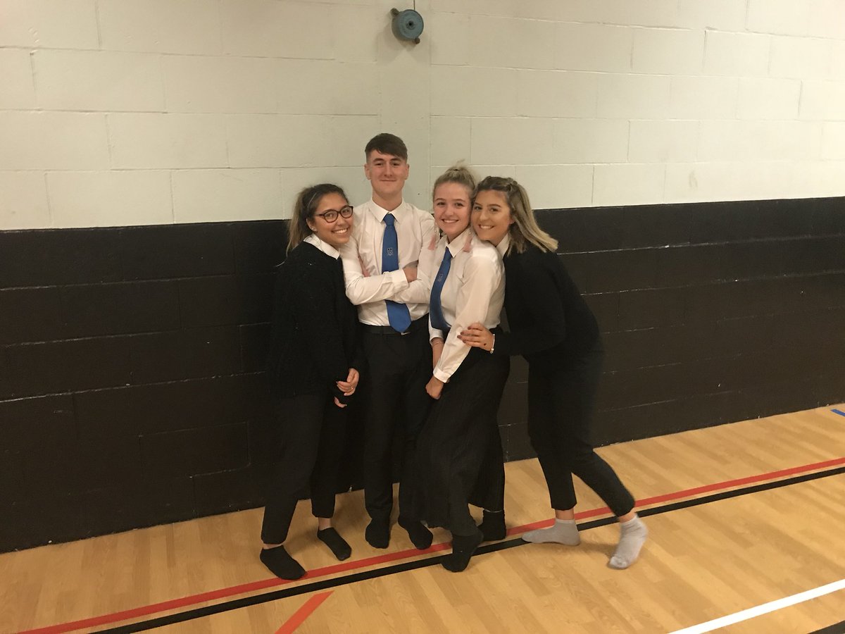 MonihighPE's tweet photo. Great atmosphere at S5 core this afternoon. @MonifiethHigh #cornergame https://t.co/WDw3KJ49CN