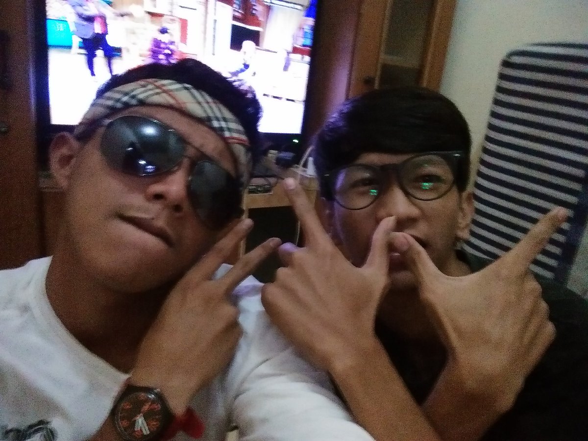 TegarrSaputraa's tweet photo. Gondrong bukan berarti nakal dan sebaliknya rapi bukan berarti baik.. @helmy_gille @Ini_Talkshow #IniPromo https://t.co/fjiza50vcD