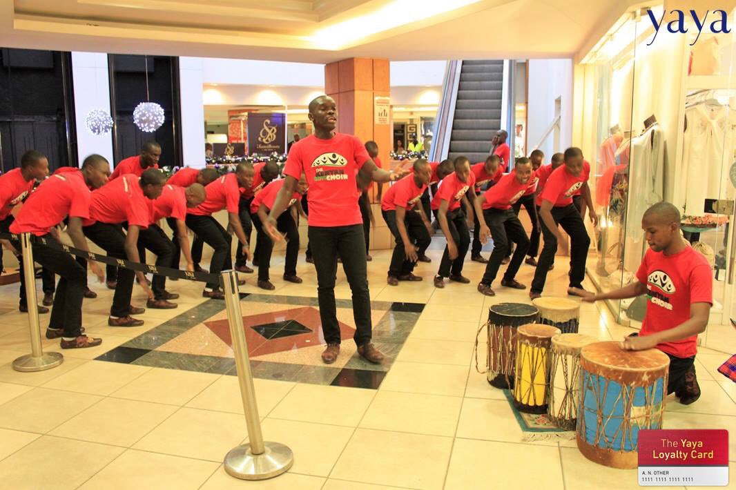 BoysChoirKenya's tweet photo. Join us on Friday at the @YayacentreKE shopping mall for an amazing shopping experience as you listen to live Christmas Carols.
6:00pm till late.
#MerryChristmas
#SetTheMusicFree #Nairobi #YayaCentre https://t.co/iMgMARYPZc