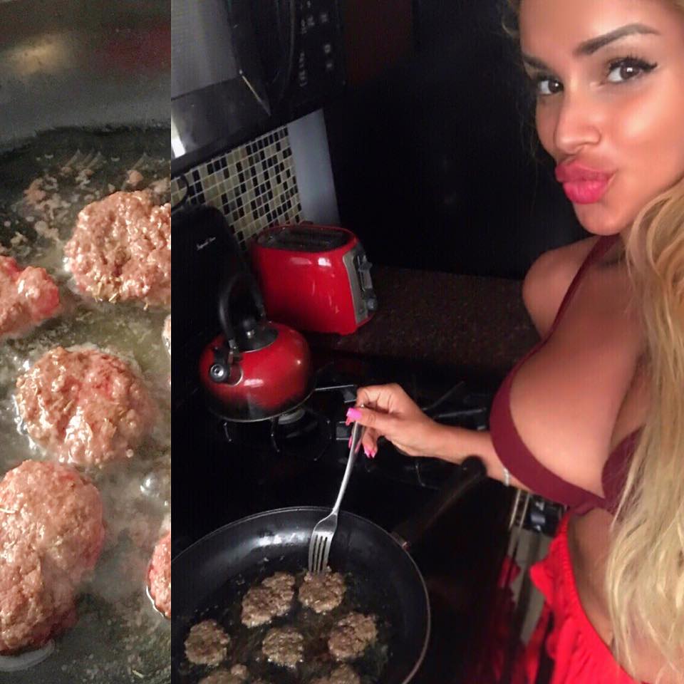 Veronica_Graf99's tweet photo. The "real life" cooking at home 🍴👩🏼‍🍳 🥓 (and after Irma I stopped to be vegetarian 😅 https://t.co/cSAmmgr1mr