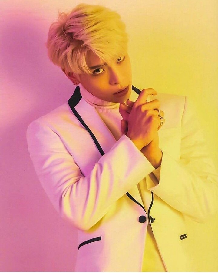 Syarina801003's tweet photo. Good bye kim jonghyun https://t.co/mcL6CSW21A