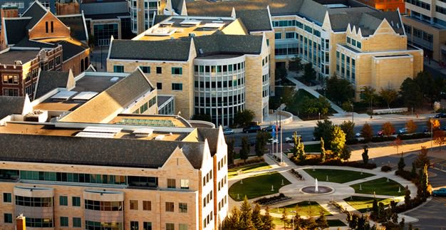 USTrealestate's tweet photo. Find out how real estate affects ALL businesses @USTbusiness and the Shenehon Center for Real Estate

https://t.co/JlxCACMZet https://t.co/S54FkH7pvp