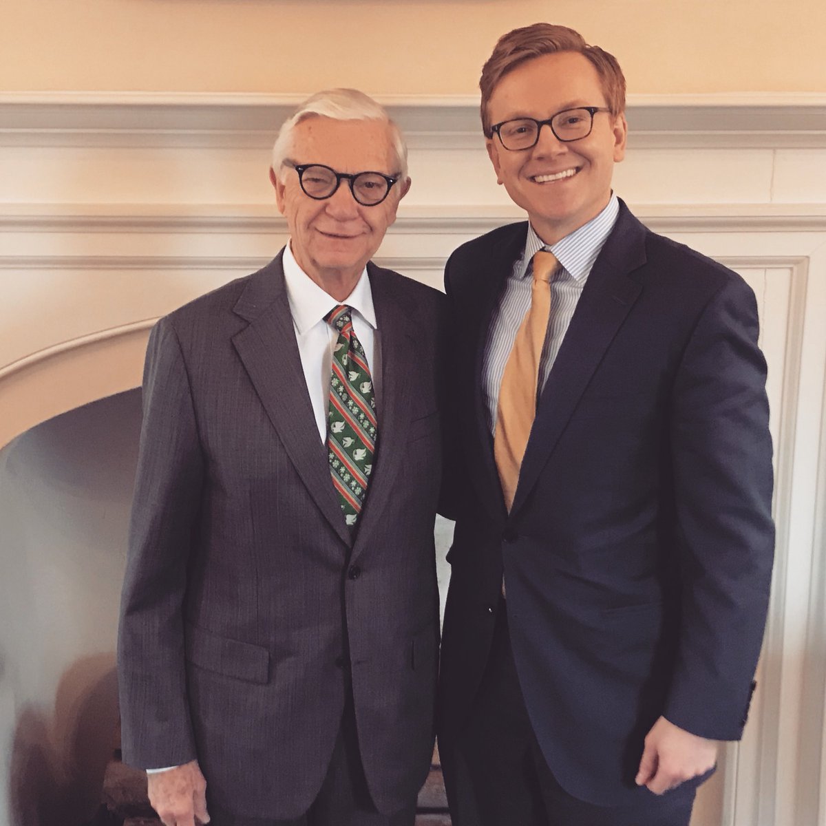 HVanSmith's tweet photo. After an early morning case at Williamsburg Circuit Court, a gracious visit with William &amp; Mary President Taylor Reveley, a tremendous leader, and dear mentor. Go Tribe! @williamandmary https://t.co/6yzMzANn4E