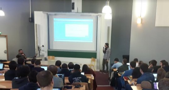 En direct de <a href="/EPITA/">EPITA</a>: Ecole d'Ingénieur en Informatique pour une journée de formation by @d2si sur l'<a href="/awscloud/">Amazon Web Services</a> avec les étudiants !