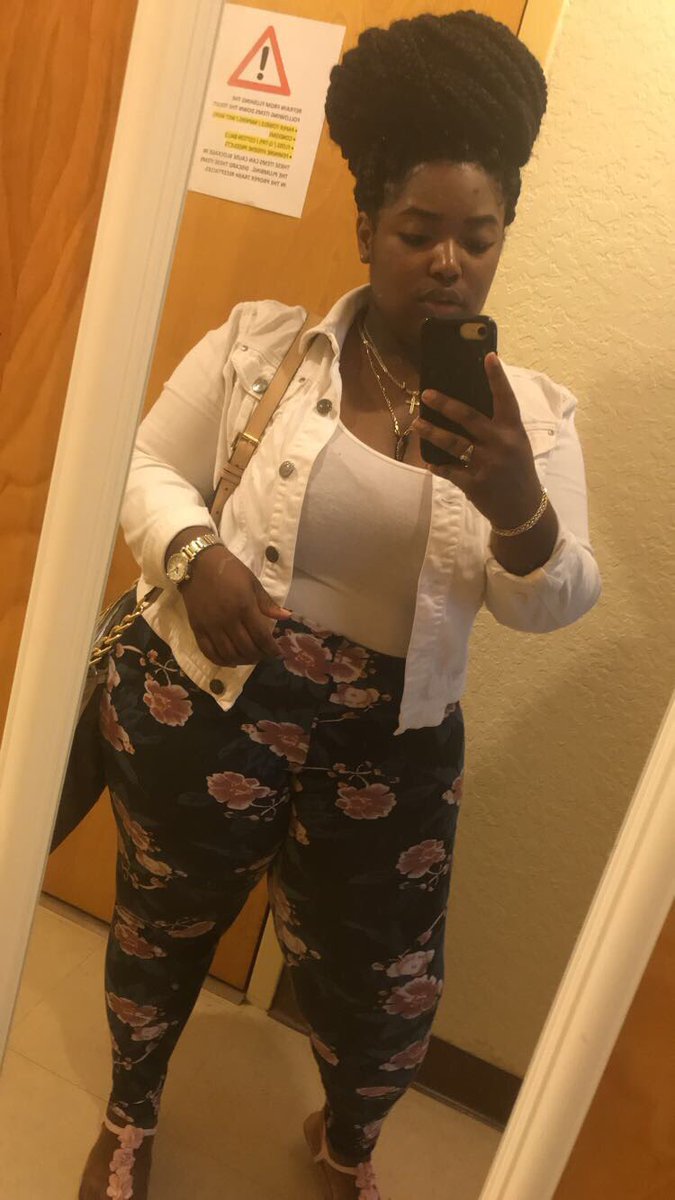 DRiK_WoRLD's tweet photo. #BlackQueensofBCU https://t.co/wG5PD1Ra0Y