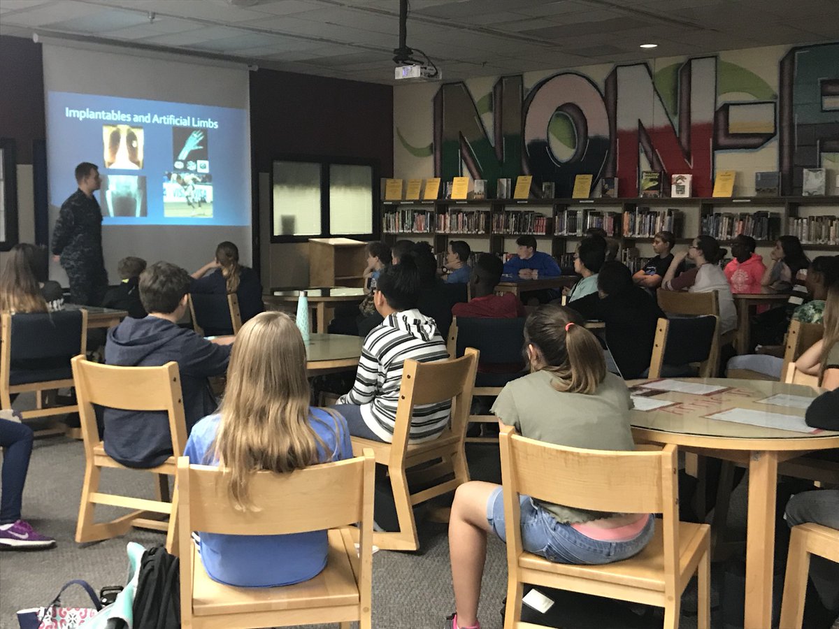 BCSD_CareerTeam's tweet photo. After finishing a unit on genetics & heredity, 7th grade science classes @ MNM had a special presentation from Biomedical/Nuclear Engineer, Ensign Donnelly of @JBCharleston. He spoke In-depth about genetics, inheritance, & biomedical research.@bcsdschools #geneticsiscool #science https://t.co/0PGm8iphvV