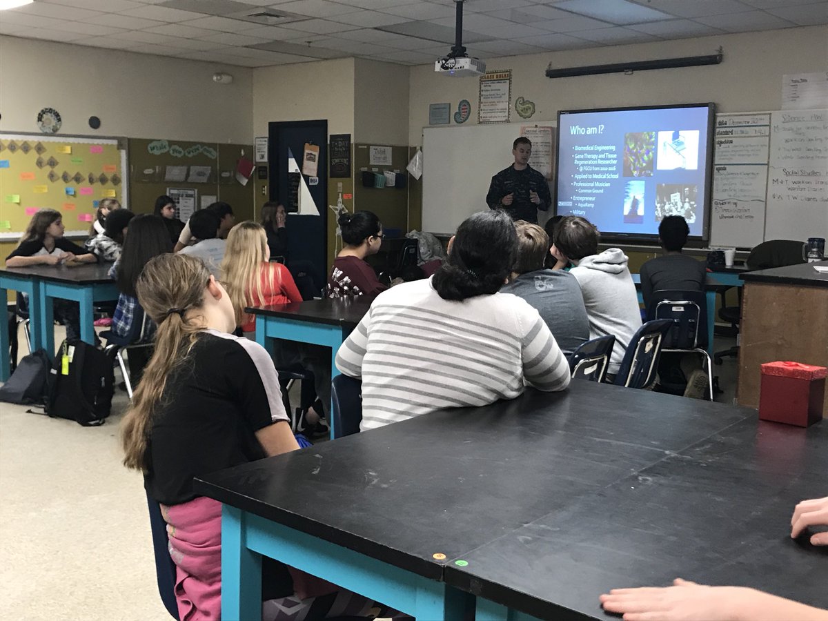 BCSD_CareerTeam's tweet photo. After finishing a unit on genetics & heredity, 7th grade science classes @ MNM had a special presentation from Biomedical/Nuclear Engineer, Ensign Donnelly of @JBCharleston. He spoke In-depth about genetics, inheritance, & biomedical research.@bcsdschools #geneticsiscool #science https://t.co/0PGm8iphvV