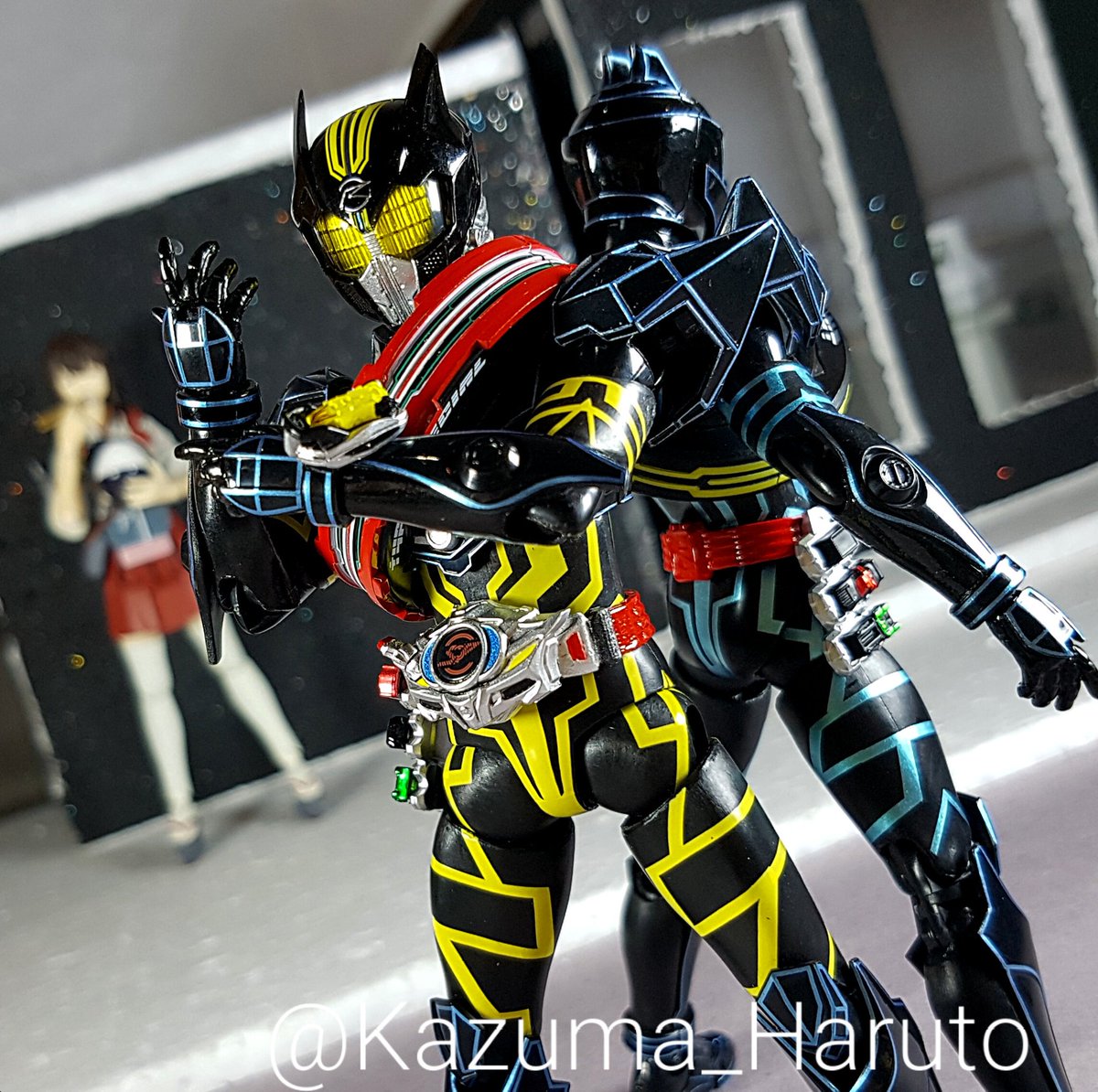 一真 晴人 على تويتر 俺の息子のドライブ 返してもらった Shフィギュアーツ T Shf 仮面ライダードライブ タイプスペシャル 仮面ライダーダークドライブ タイプネクスト