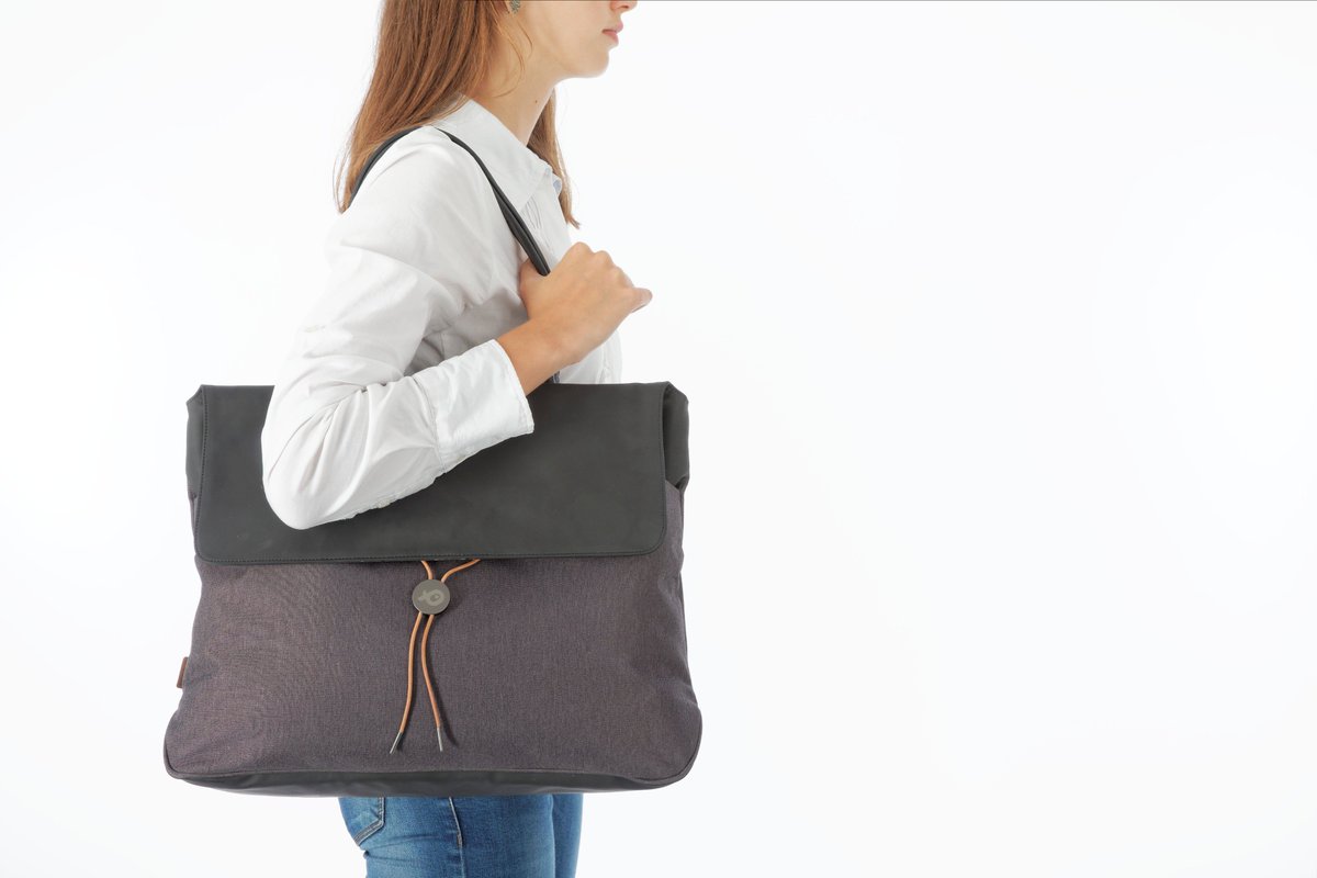 philippevahe's tweet photo. We designed LADYBAG :  https://t.co/g2WImaMgII #POSS #CARREFOUR #DESIGN #LADYBAG https://t.co/z8paZ9AkCU