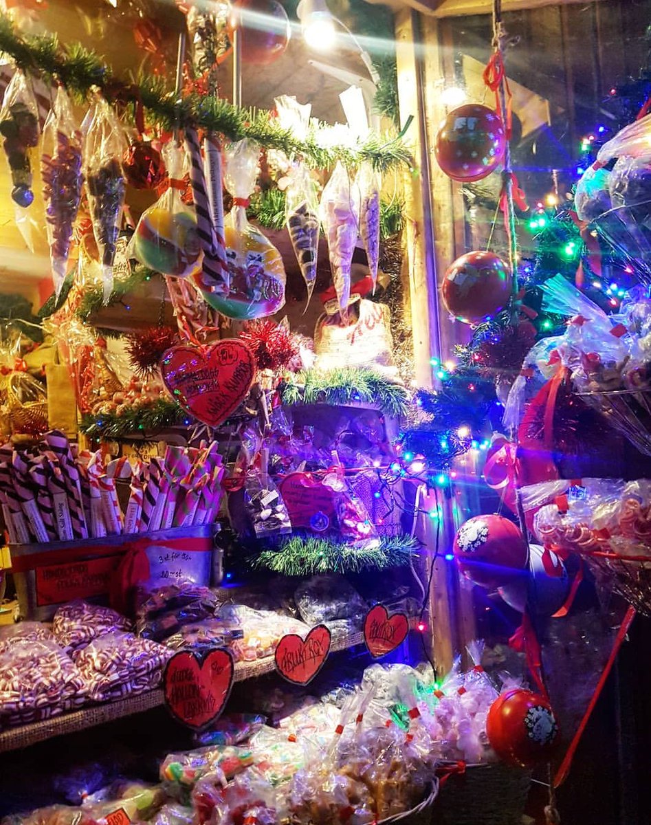 我がスウェーデン ソフィア Na Twitteri 綺麗なクリスマス景色 ガムラスタンのクリスマスマーケットもとてもオススメ 北欧 スウェーデン ストックホルム クリスマス
