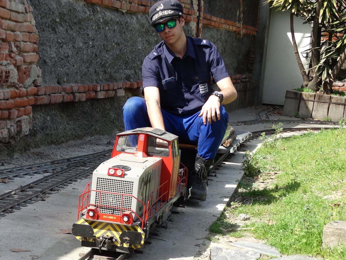 El 23 de diciembre nuestros trenes vuelven a la vía. ¿Vienes? #Madrid #ocio