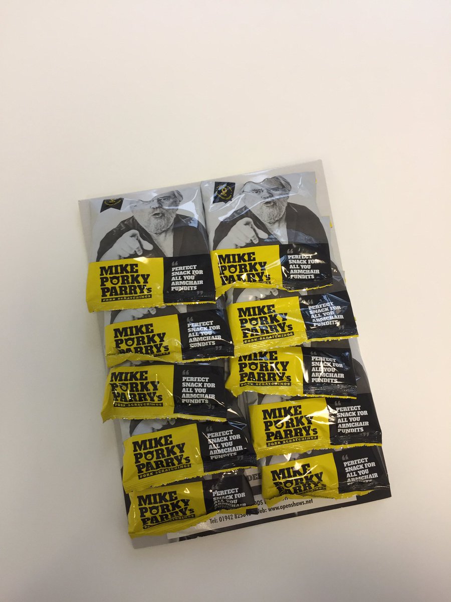 edward_hits's tweet photo. @mikeparry8 big thanks! This years' perfect Secret Santa gift has just arrived! https://t.co/T3DeFTaHaW