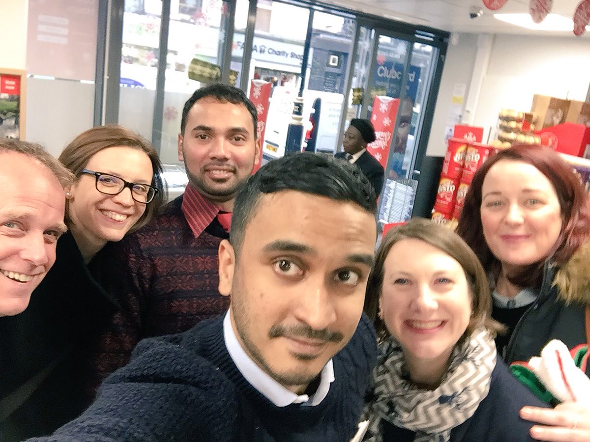 inthiH's tweet image. It was great meeting you all today. Thank your for the selfie @EmmaT1903 @aliw_tesc @nessrogers99 @oliverjameshill