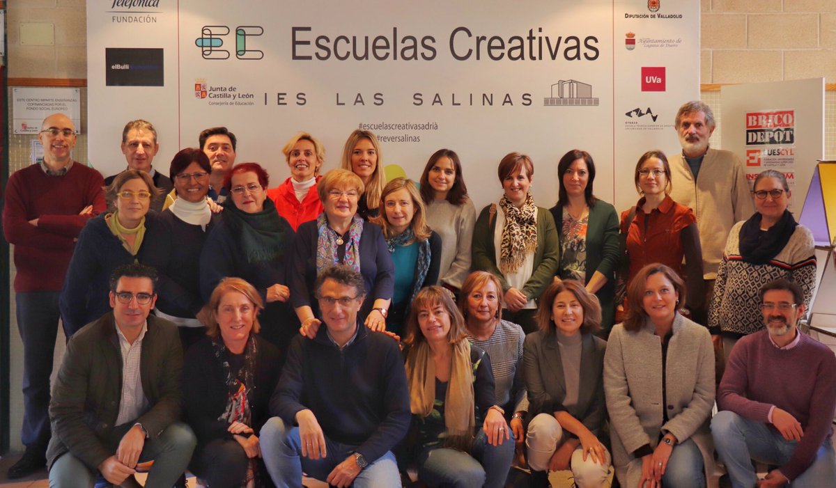 Este es el equipo de profesores REVER del IES Las Salinas. Preparados para hacer realidad todos nuestros sueños. Adelante!