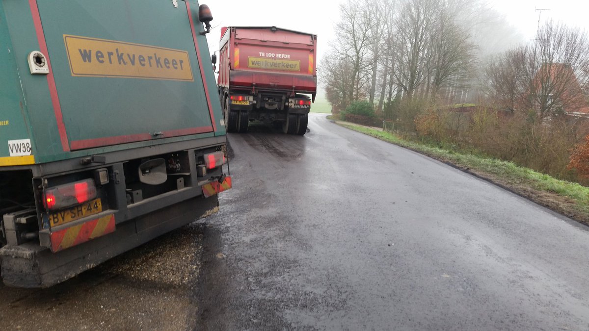 jiesnag's tweet photo. @WDODelta @ZwolleFietst @Gemeente_Zwolle En ze zijn bezig op de #schellerdijk https://t.co/aMpKqAHAvl