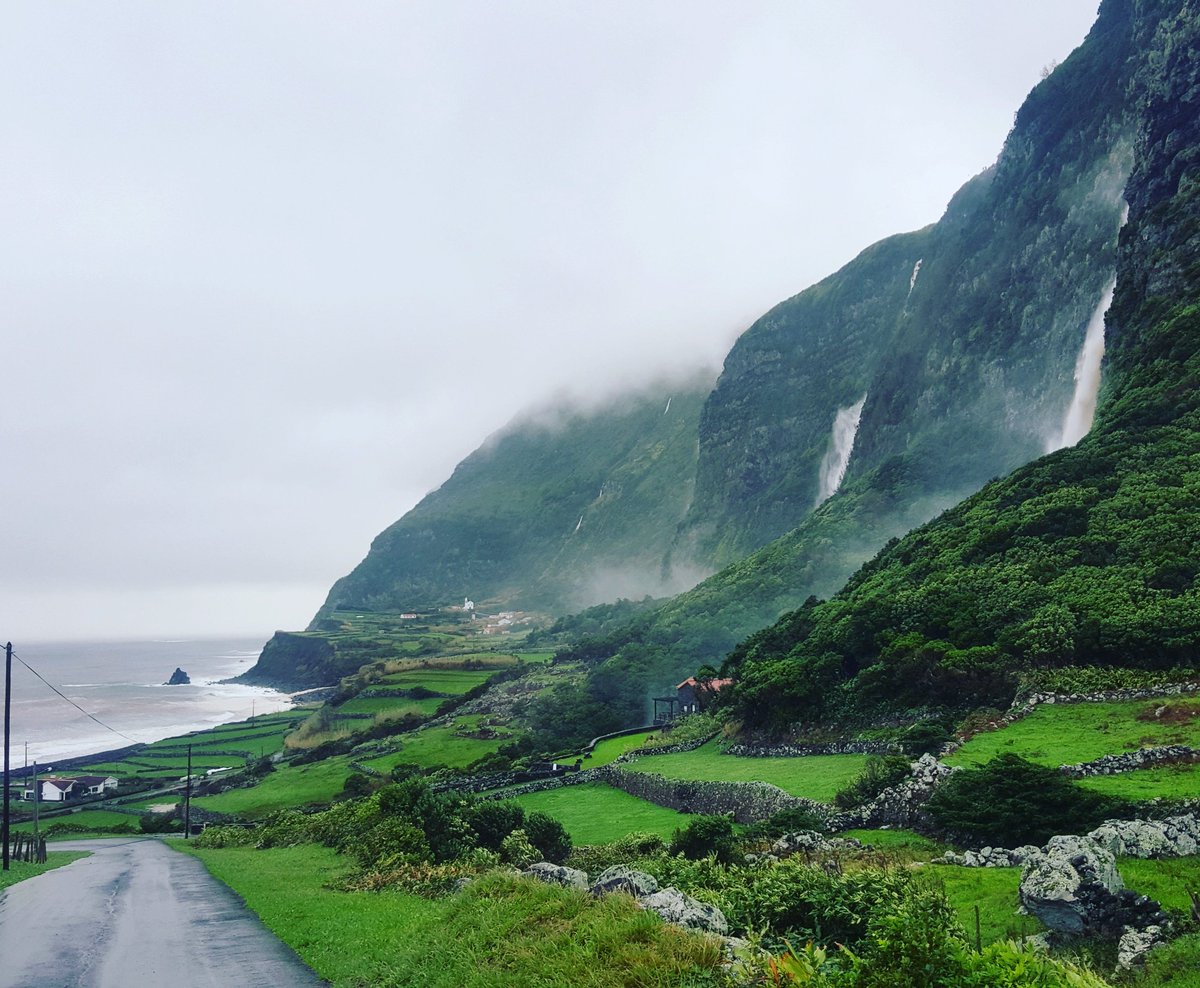experience_oc's tweet photo. Ilha das Flores
https://t.co/EoOtl9yxxn
#ilhadasflores #floresisland #flores #travel #guide #hiking #tour #jeeptour #portugal #tourdejipe #Fajãgrande #Santacruz #açores #azores #experienceoc #followyourway #travel #fantastic #love #green #atlantic #island #samsung https://t.co/iCftZZ6iVt