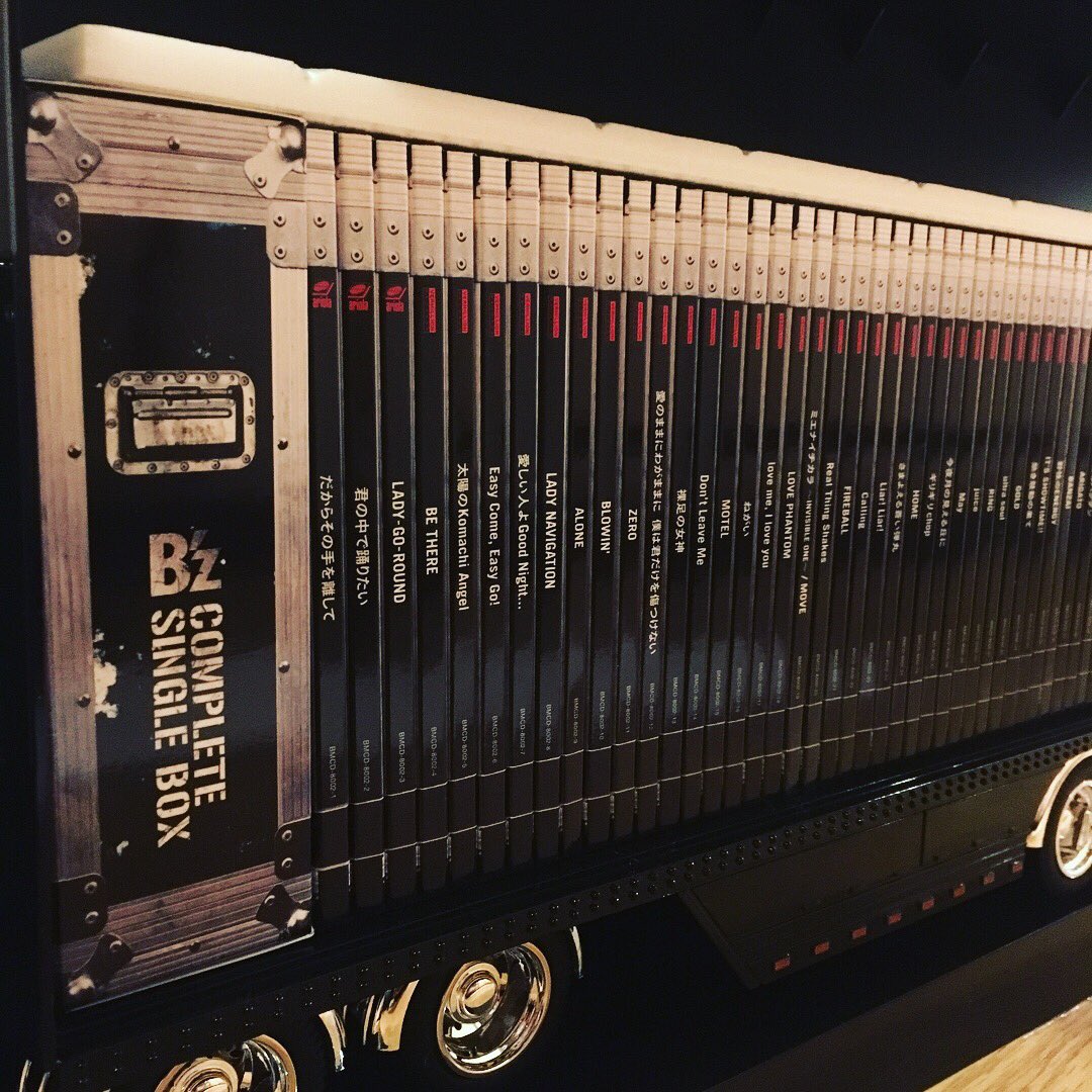 MAE_RAN514_TAK's tweet photo. #BzCOMPLETESINGLEBOX
#TrailerEdition
#シリアルナンバー8510
買ったのええけど
デケー(´Д` )オモー(´Д` )💦
どえらい値段(´Д` ) https://t.co/TjXMbZmvqL