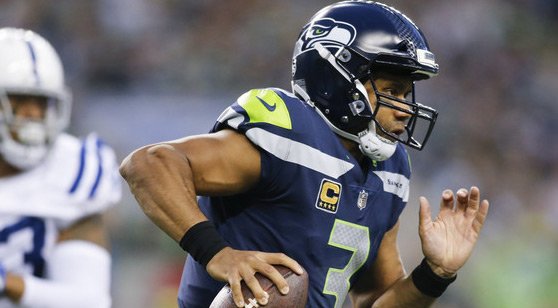 VegasInsider's tweet photo. #Seahawks QB Russell Wilson looks to bounce back this week against the #Cowboys. Week 16 #NFL #DFS Best Bets from #RotoQL: https://t.co/uFiDxgyXPY https://t.co/IsGyZyIFi9