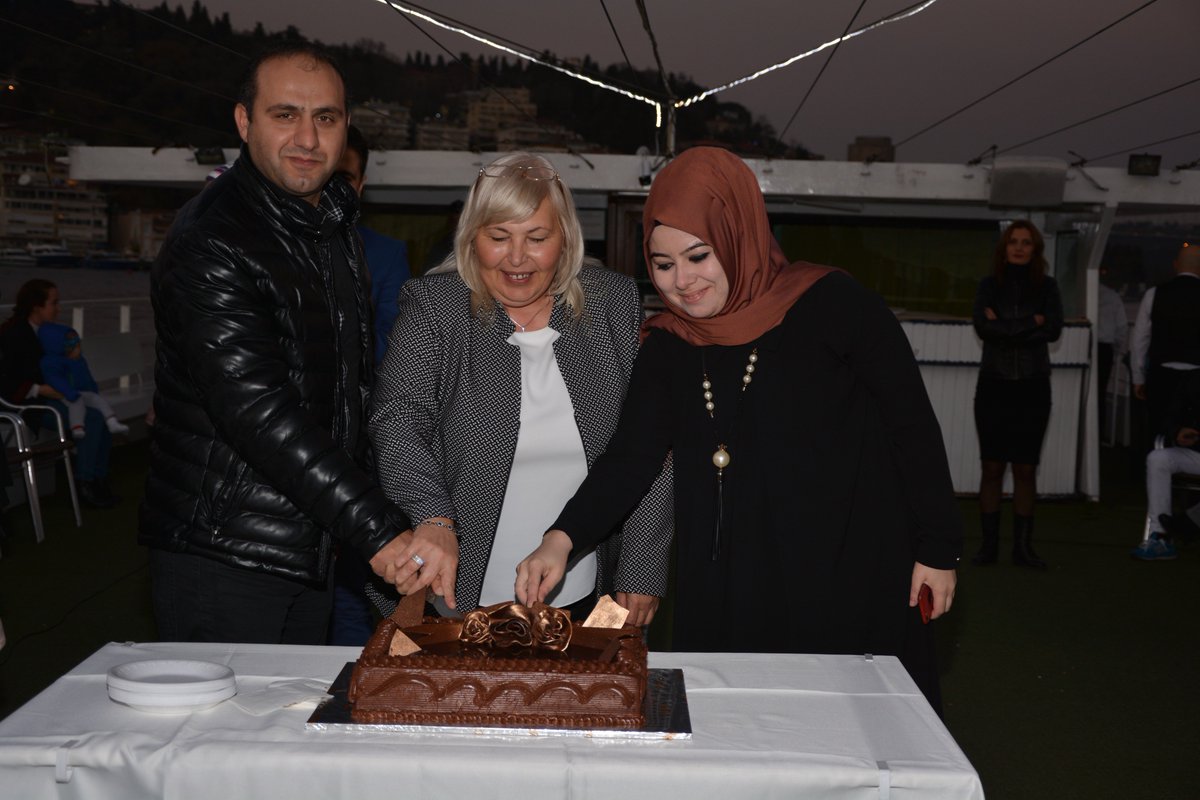 beyoglu_ik's tweet photo. Ekim-Kasım-Aralık ayında doğan personellerimizin doğum gününü kutladık..Nice Yıllara https://t.co/jEHAt2J2Og
