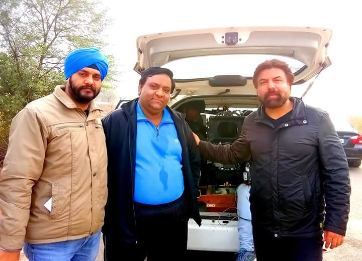 sandeepjitjj's tweet photo. A Click during the Shooting of My Upcoming Punjabi 
Movie: #RangPunjab
Director: #RakeshMehta
Screenplay : Gurpreet Bhullar
Producer: #UKProduction
StarCast: #DeepSidhu, #HobbyDhaliwal, Jagjeet Sandhu, #Shilpashetty #Rajkundra #Dheerajkumar #KartarCheema #ShubhSandhu #SandeepJit, https://t.co/LppJ2FWTD0