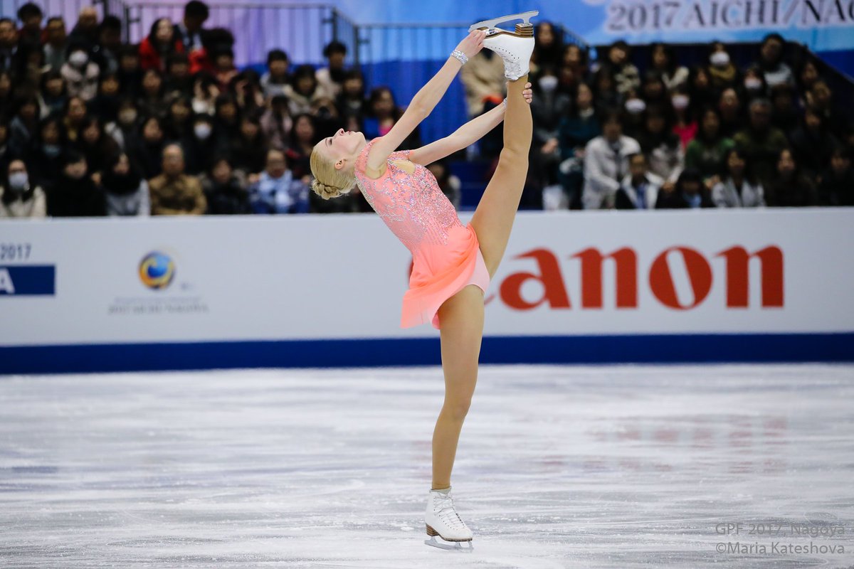 mariapixx's tweet photo. Maria Sotskova (RUS) Short Program at Grand Prix Final 2017
silver medal 🥈 #GPFigure #GPFinal2017
more photos -> https://t.co/qM4J98Fhle https://t.co/qQguNJbqSg