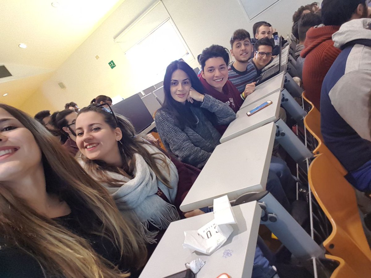 pietrogueli's tweet photo. #WikiTIM #wikitim #unict #catania #CaricamentoVoci #Bufale https://t.co/SBEk6DJOgY