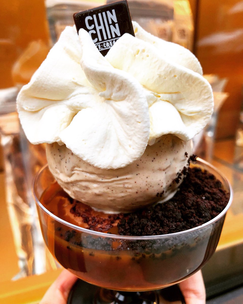ChinChinLabs's tweet photo. Getting ready for Christmas babes: Eggnog Sundae w/ salted caramel sauce, truffle crumble and Yuzu house whipped cream- Soho, Dessert Club https://t.co/Mpb9FLnPjA
