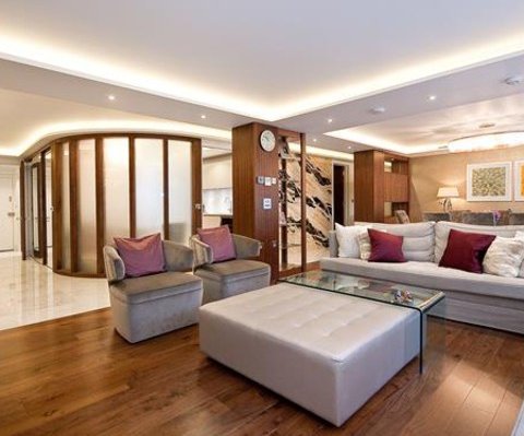 PropertyPP's tweet photo. #PropertyofTheDay is this 3-bedroom apartment presented by #PlazaEstates in #Picadilly, London... https://t.co/VvjS3GnQ5m #PropertyFeatures! https://t.co/eN0W3yEAro