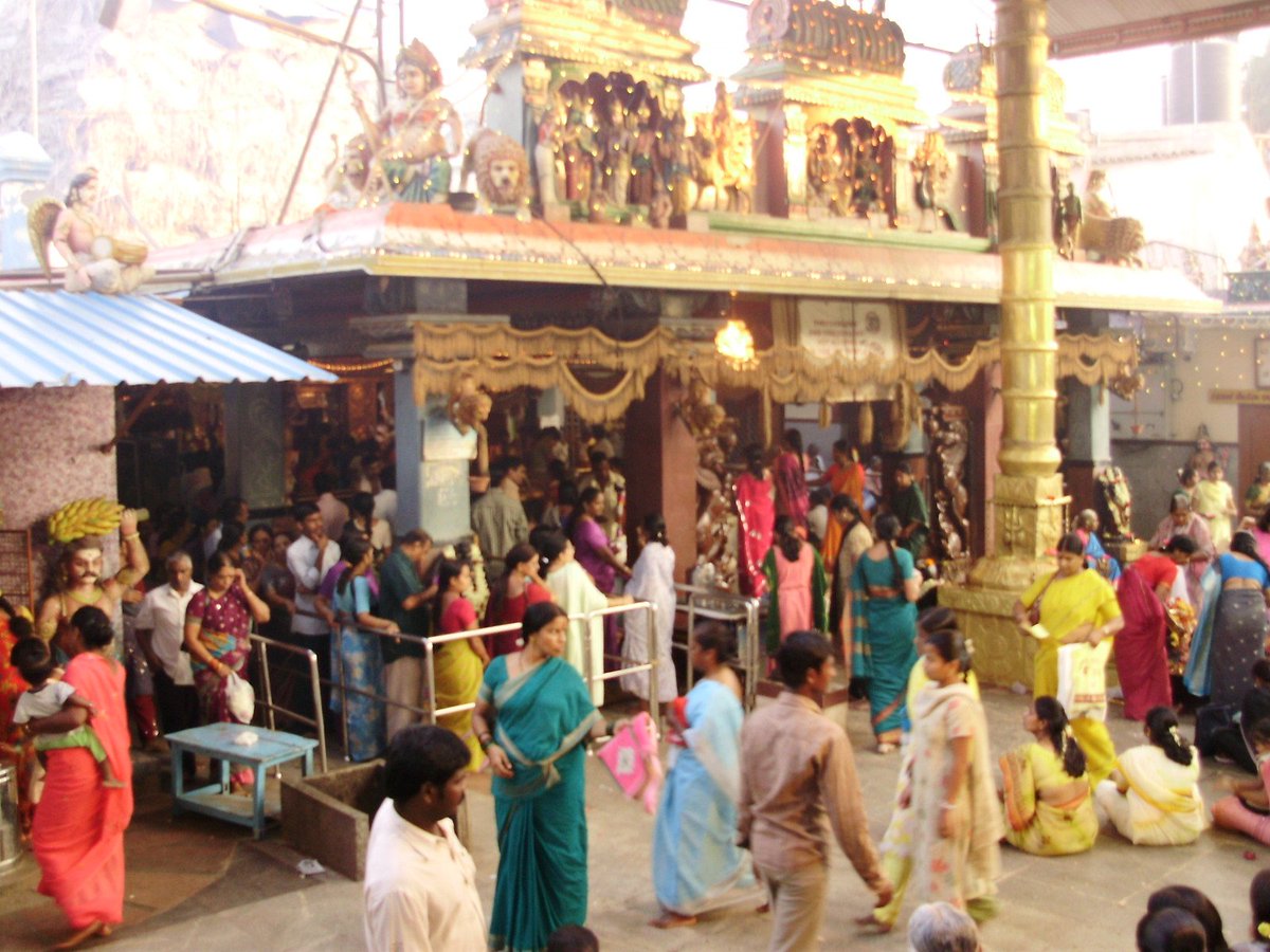 harmansinghk350's tweet photo. Sri Kalika Durga Parameshwari Temple - 
Although the Vidyaranyapura Kalika Durga Parameshwari temple was erected by Sri Ramu Sastry.
Know More:
https://t.co/389N7jG0Wz https://t.co/2wcoXbMPHC