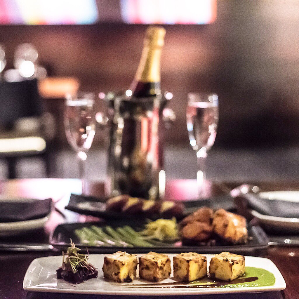 BestTubeTo's tweet photo. Hungry ?? π’π₯πΎπstylish dining at @MintLeafLondon by @Catchfiftytwo
Use #BestTubeTo , Get off at #picadillycircus or #charingcross #stations #underground #tube #travelplanner #undergroundplanner #tubeplanner #discover #london #hereinlondon #explore #londontravel #londontrip https://t.co/gilea03xjw