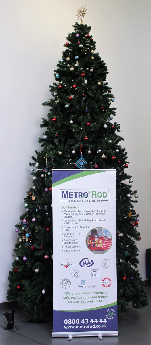 TheHiveYZ's tweet photo. Another shout to @MetrorodDeeside &amp; Wirral who have kindly sponsored Christmas Day at The Hive. A fantastic gesture from one of our new Partners. We cannot thank-you enough for your help and support across our Community making Christmas wishes come true #communityspirit https://t.co/9VJpgt6Yxm